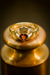 garnet claddagh ring